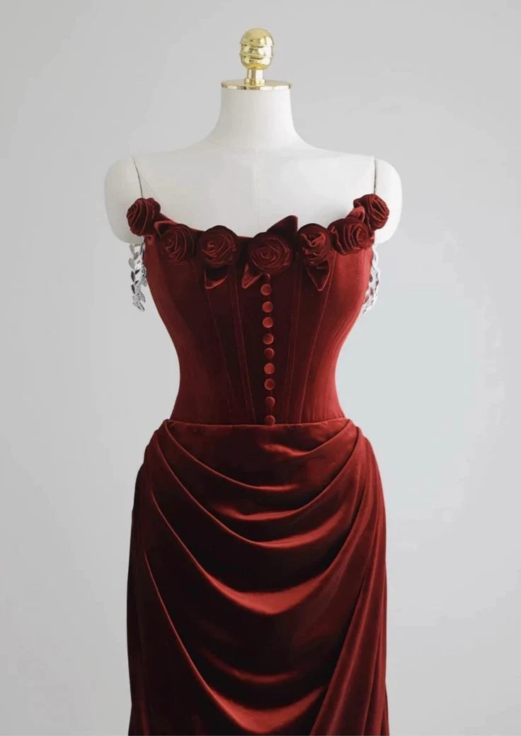 Vestido de noche de terciopelo rojo con hombros descubiertos y estampado floral, elegante vestido de sirena.